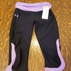 Under Armour Ladies Compression Tech Capris Medium